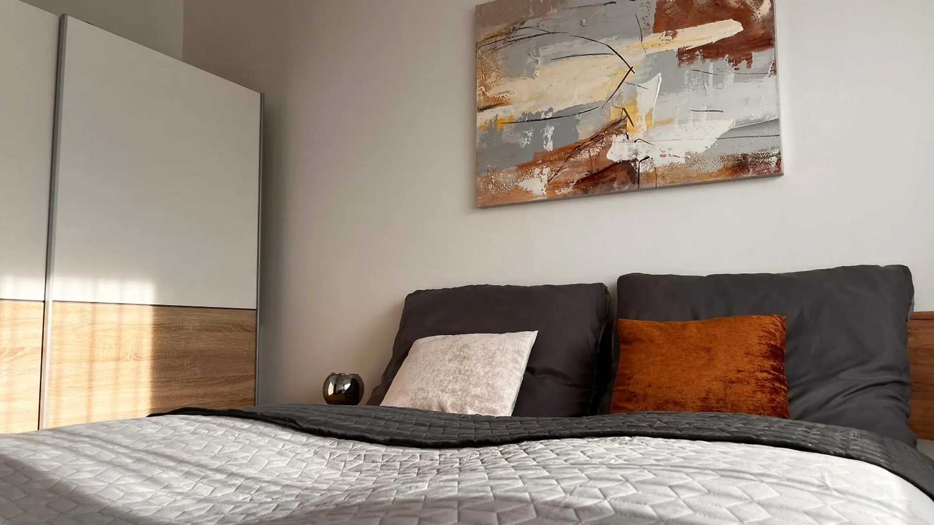 Luxury Apartment Deal - Ultra Sale - Moonlight Suites I Budapest