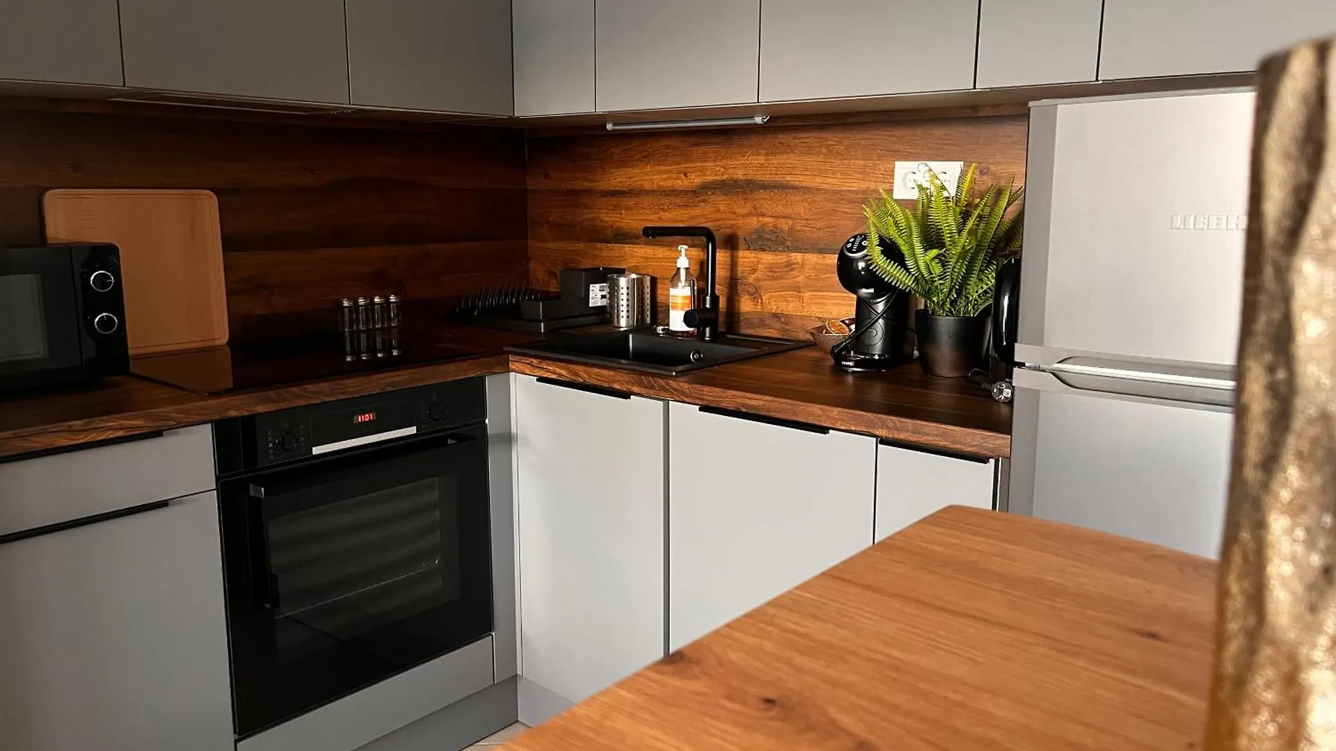 Luxury Apartment Deal - Ultra Sale - Moonlight Suites I Budapest 0*,  Hungary