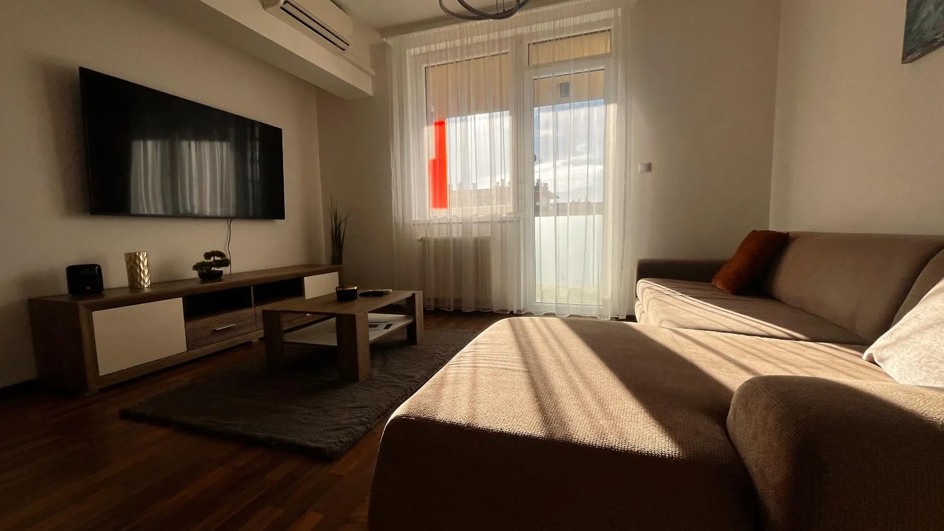 Luxury Apartment Deal - Ultra Sale - Moonlight Suites I Budapest 0*,  Hungary